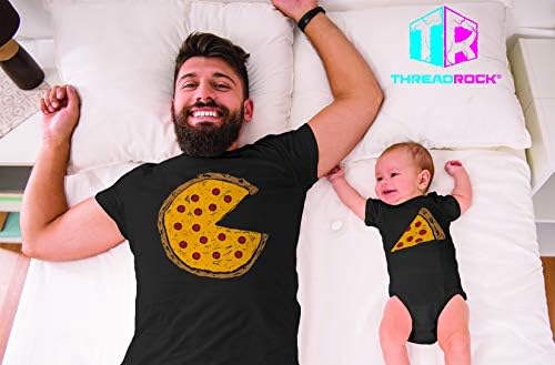 Комплект за детско боди Threadrock Pizza Pie & Slice и мъжки тениски в тон (Детски: 12 м, въглен | Мъжки: XL, въглен)