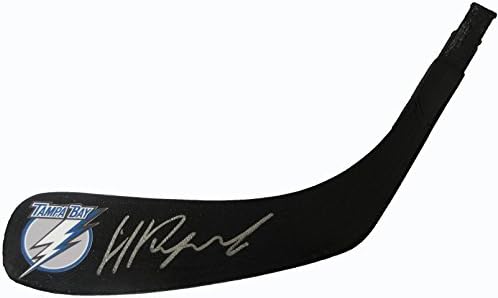 Нож с логото на Тампа Бей с автограф на Никита Milkshake с ДОКАЗАТЕЛСТВО, Снимка на Никита, Подписывающего договор