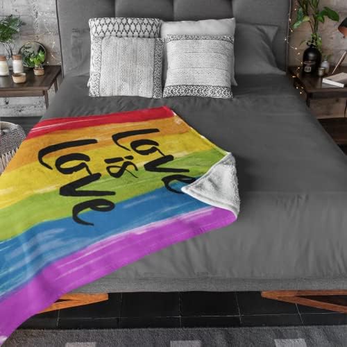 LFMU Pride Преливащи Фланелевое Одеяло Love is Love на ЛГБТ-общността, Супер Меко Уютно покривало за легло от Руно на Премиум