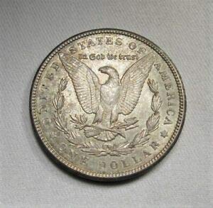 Сребърен долар Морган 1900 г., около 1 долар в необращенном формата на